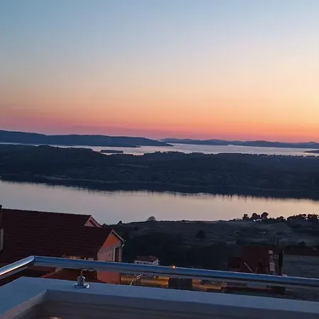 Exclusive View Apartment *