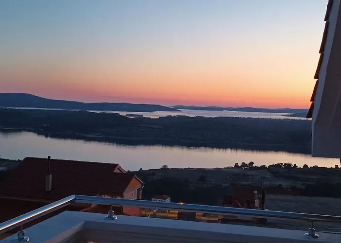 Exclusive View Апартаменты *