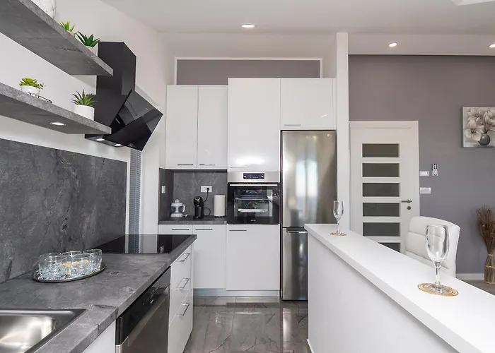 Exclusive View Шибеник