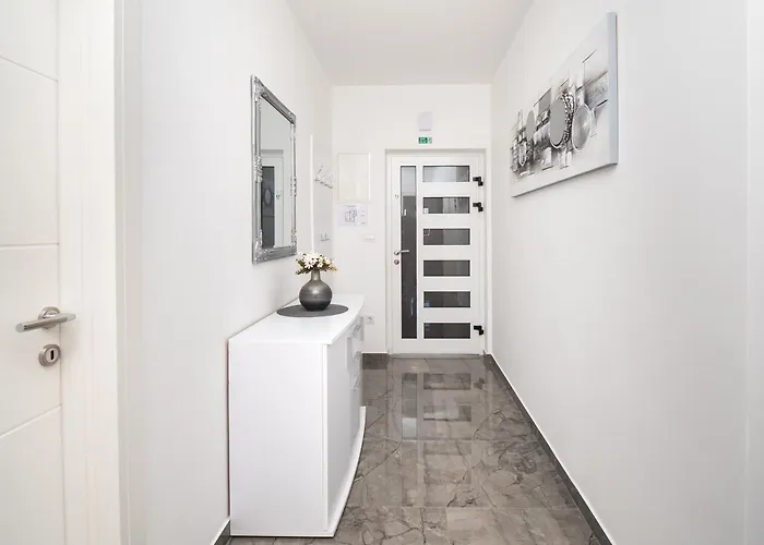 Exclusive View Апартаменты Шибеник