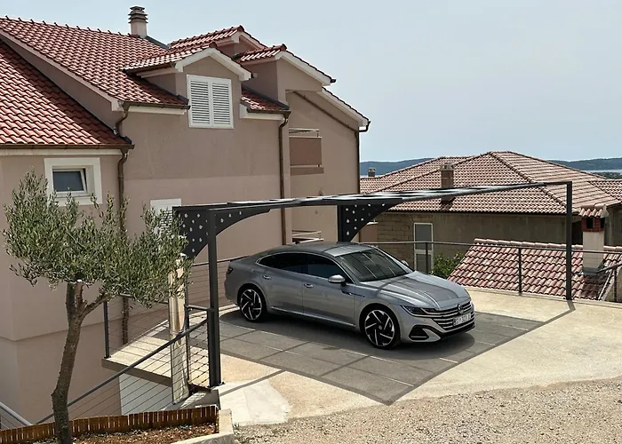 Апартаменты Exclusive View Шибеник